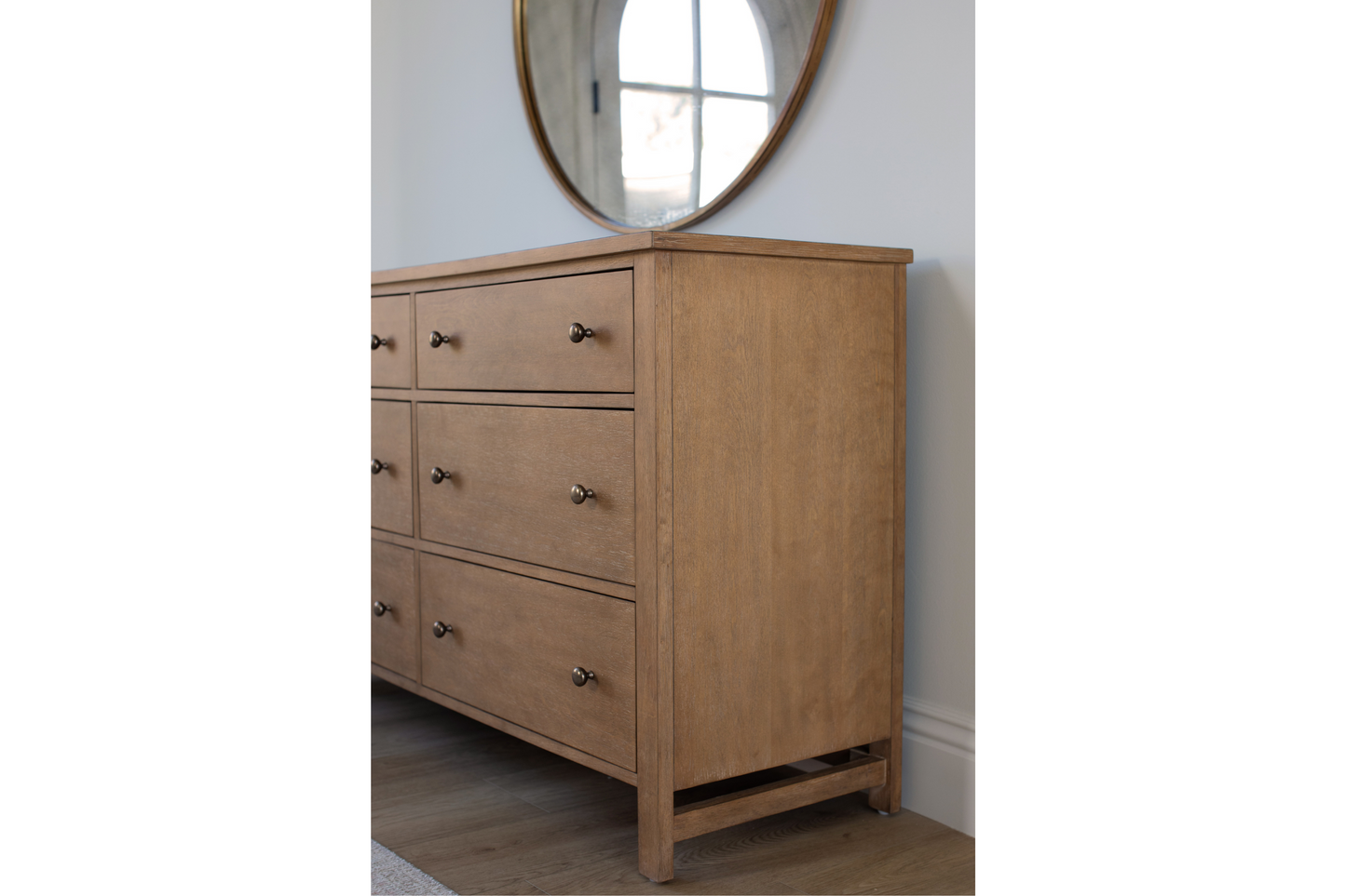 Becki Owens, Ren Dresser