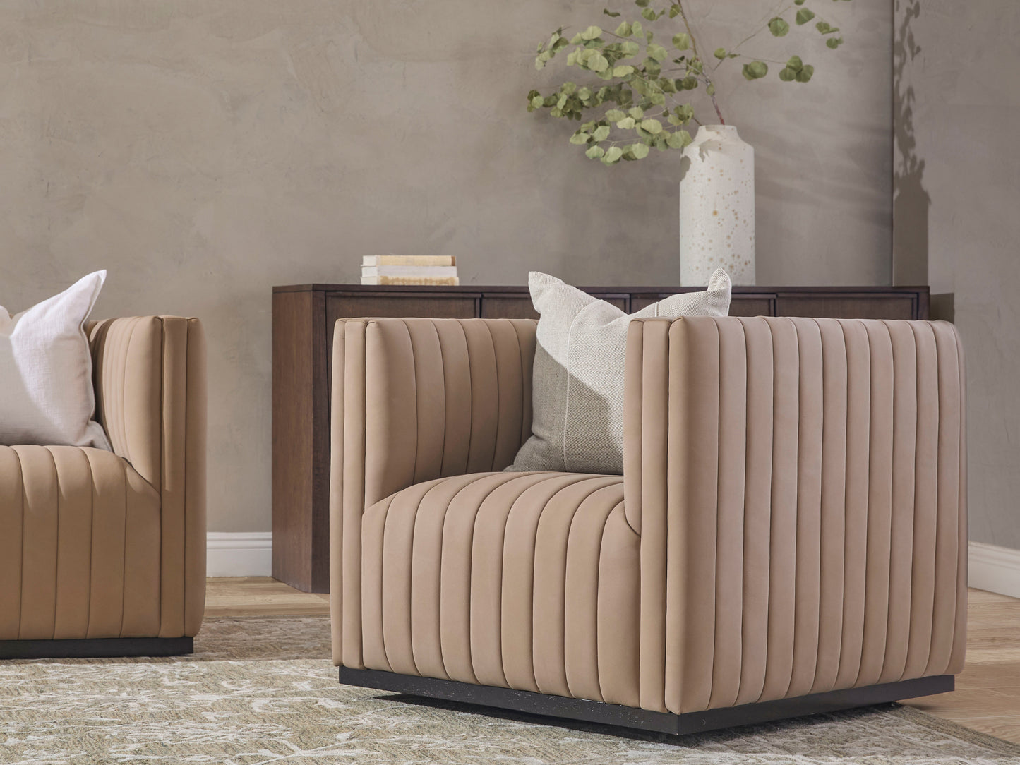 Vail Top Grain Leather Channeled Swivel Chair