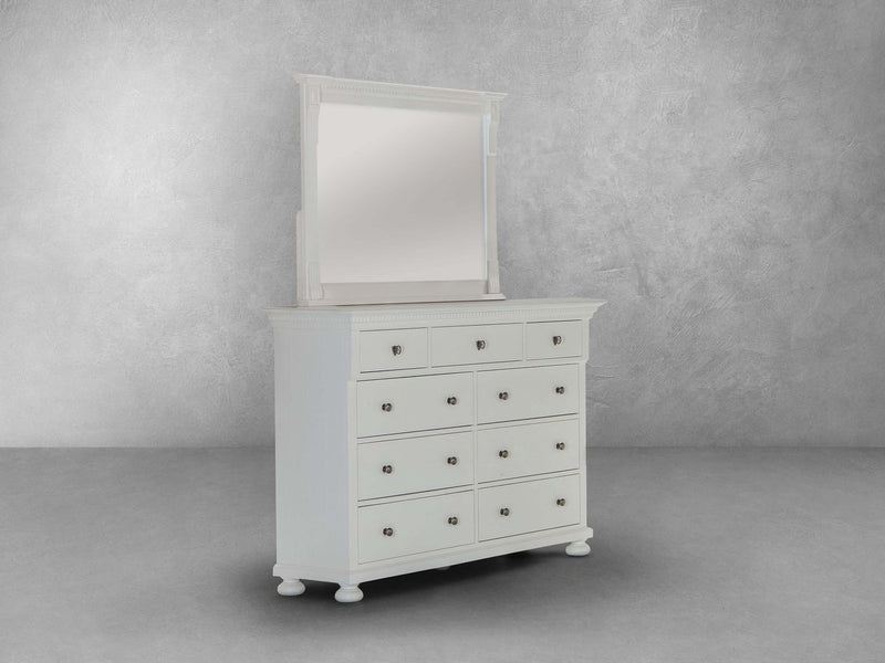 Hendrick Traditional Dresser & Mirror Set
