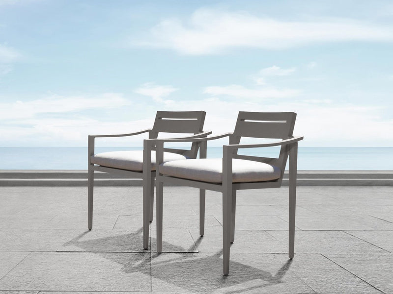 Hyland Hills Dining Armchair (4-Pack)