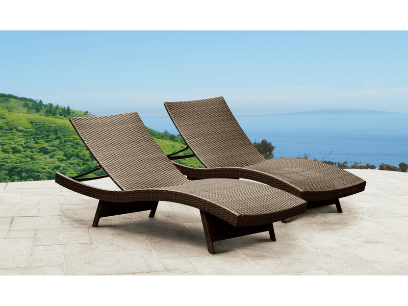 Lounge wicker outlet