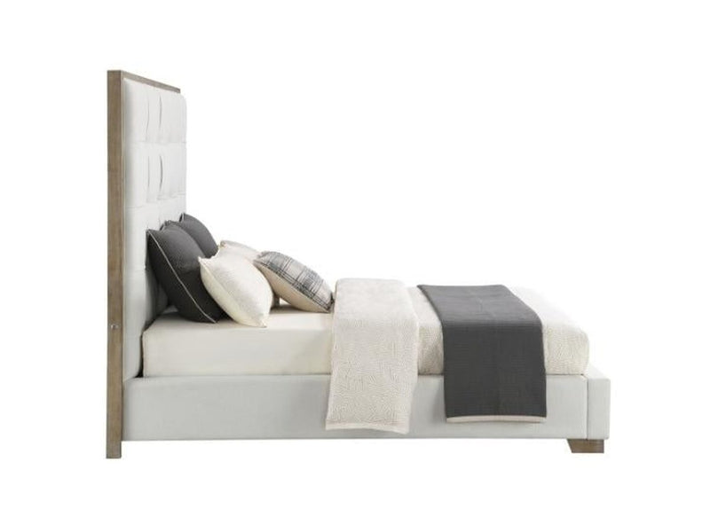Cape Cod Tufted Fabric Bed