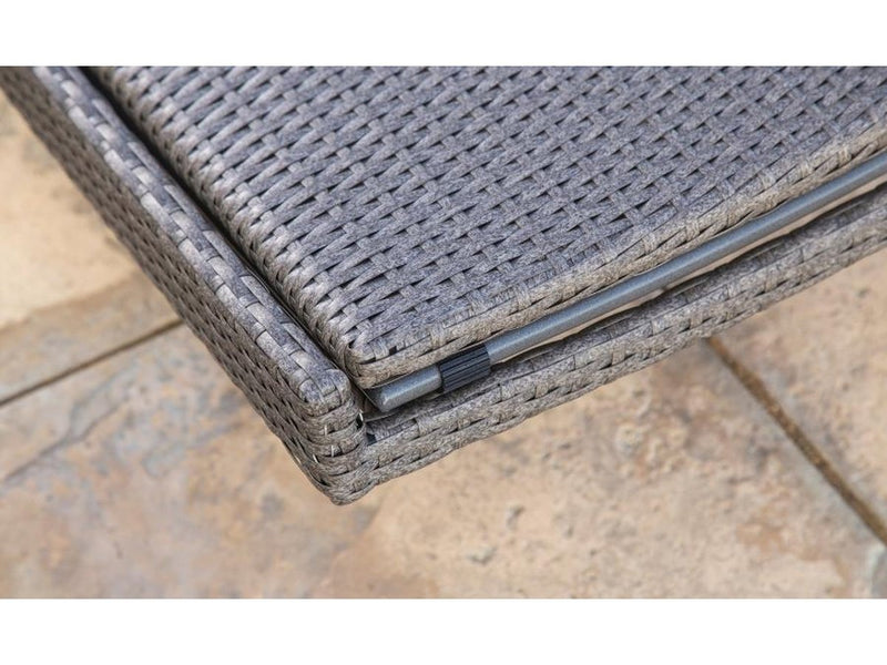 Palermo Wicker Outdoor Chaise (Set of 4)