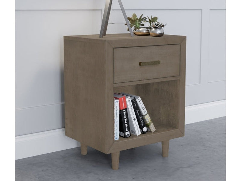 Retro Wood 3-pc Bedroom Set